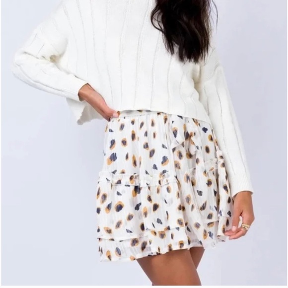 Princess Polly Worton Mini Skirt White Size 2 - Picture 11 of 13